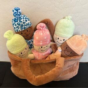 Creative Minds “basket of babies” plush multicultural 5 soft doll set baby’s EUC